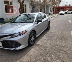 تۆیۆتا کامری